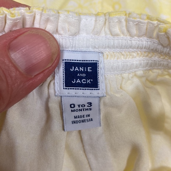 Janie & jack pretty yellow sleeveless summer romper 0/3m - Picture 7 of 8